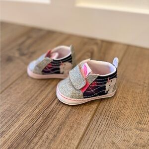 NEVER WORN Vans Digi Unicorn Infant Sk8-Hi Crib Shoe
